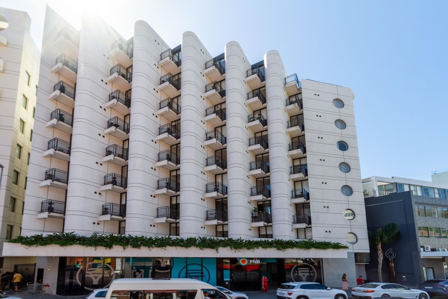 0 Bedroom Property for Sale in Sea Point Western Cape